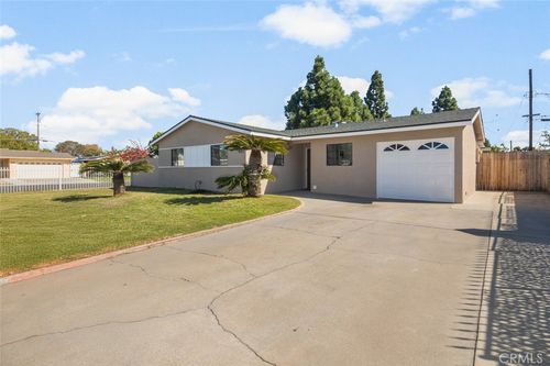 901 S Harmon St, Santa Ana, CA, 92704-2015 | Card Image