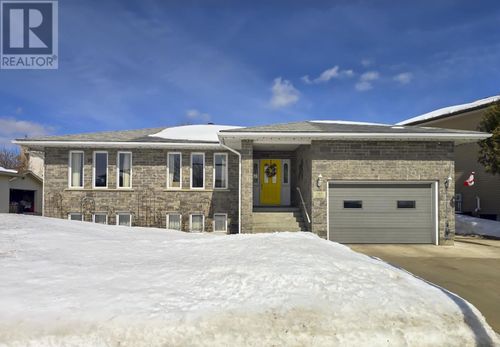 1310 Masters St, Thunder Bay, ON, P7G1A1 | Card Image