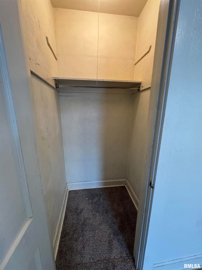 APT-3 - 1622 Washington St, Condo with 1 bedrooms, 1 bathrooms and null parking in Davenport IA | Image 6