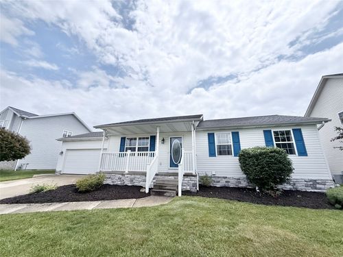 8689 Oriole Dr, Erie, PA, 16509-8037 | Card Image