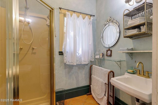 32-web-or-mls-331 E Carriere St-36 | Image 32