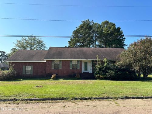 1120 3rd St Se, Magee, MS, 39111-3802 | Card Image