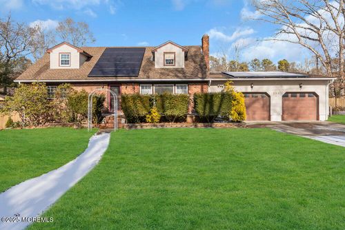 533 E Dickinson Ave, Galloway, NJ, 08205-9736 | Card Image