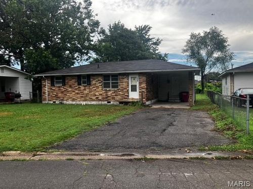 170 Lee Ave, Sikeston, MO, 63801-4333 | Card Image