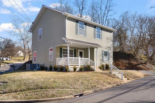 205 Spring St, Jonesborough, TN, 37659-1325 | Card Image