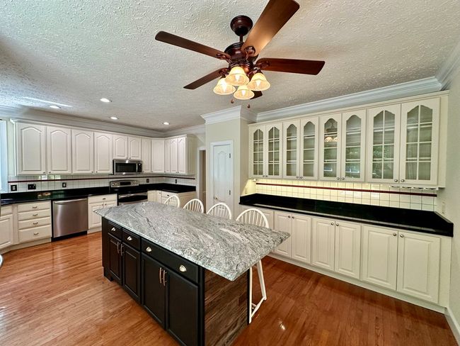 23677 Archery Range Rd, House other with 3 bedrooms, 3 bathrooms and 4 parking in Bristol VA | Image 62