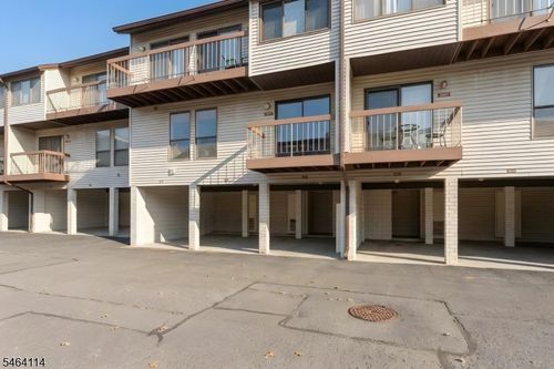 3404 Richmond Ct, Hillsborough, NJ, 08844-5503 | Card Image