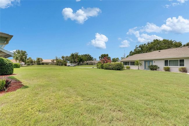 1214 - 1214 Haddington Cir, Condo with 2 bedrooms, 2 bathrooms and null parking in SUN CITY CENTER FL | Image 12