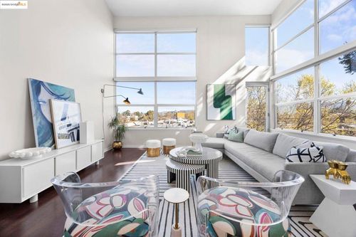 334-1007 41st St, Oakland, CA, 94609-2653 | Card Image