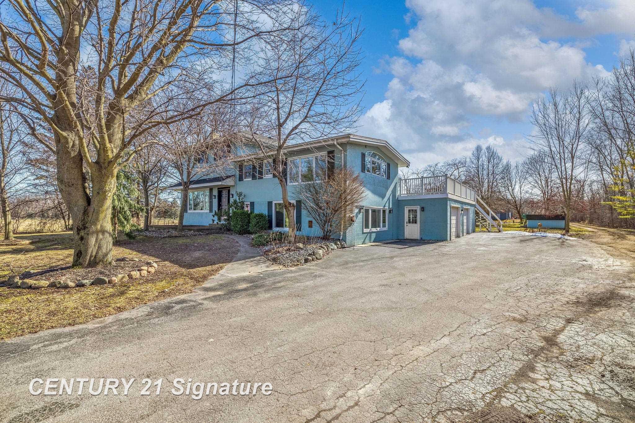 Freeland Rd, Freeland, MI 48623