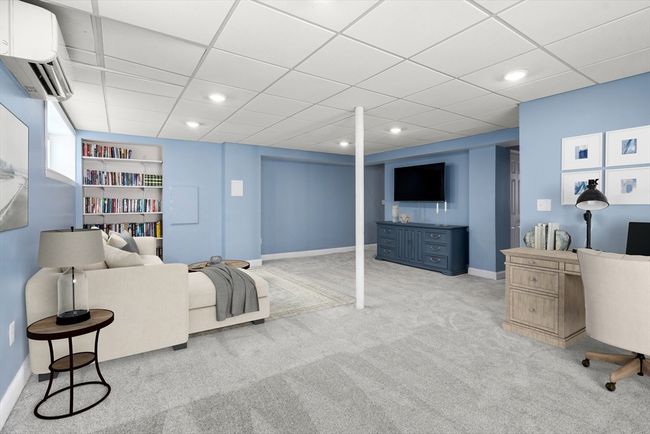 29 Putnam St, House other with 5 bedrooms, 2 bathrooms and 4 parking in Peabody MA | Image 18