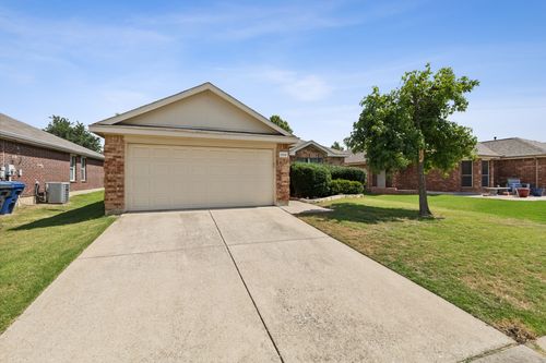 9916 Nixon Dr, Mckinney, TX, 75072-3240 | Card Image