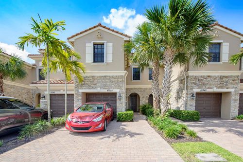 10355 Wellington Parc Dr, Wellington, FL, 33449-8015 | Card Image