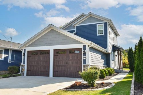 W269N2762 Lelah Avenue, Pewaukee, WI, 53072 | Card Image