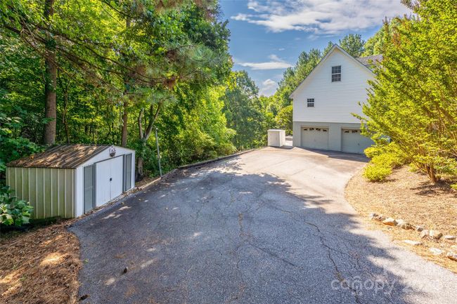 Driveway | Image 28