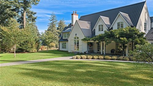 377 Seymour Hts, Salt Spring Island, BC, V8K2B6 | Card Image