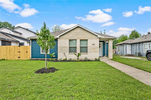 2522 Kingston St, Dallas, TX, 75211-5429 | Card Image