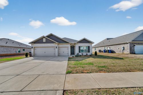 122 Barn Trail Way, Toney, AL, 35773-5613 | Card Image