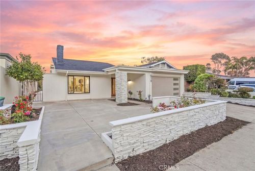 610 Calle Vicente, San Clemente, CA, 92673-2902 | Card Image