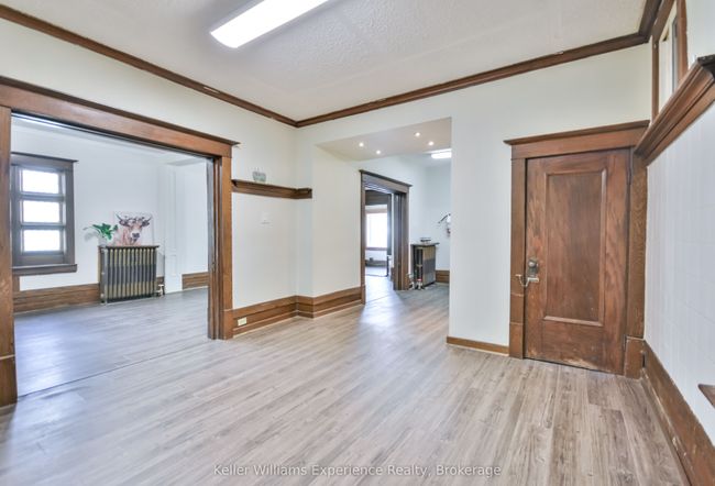 342 King St, Home with 0 bedrooms, 0 bathrooms and 4 parking in Midland ON | Image 13