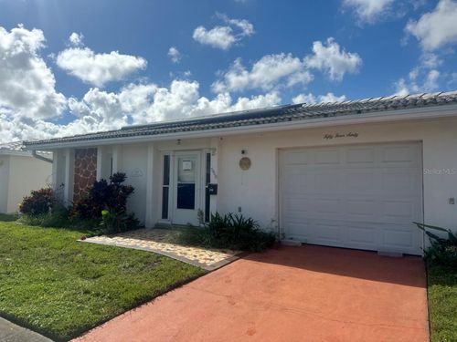 5460 Lemon Tree Ln N, Pinellas Park, FL, 33782-2757 | Card Image