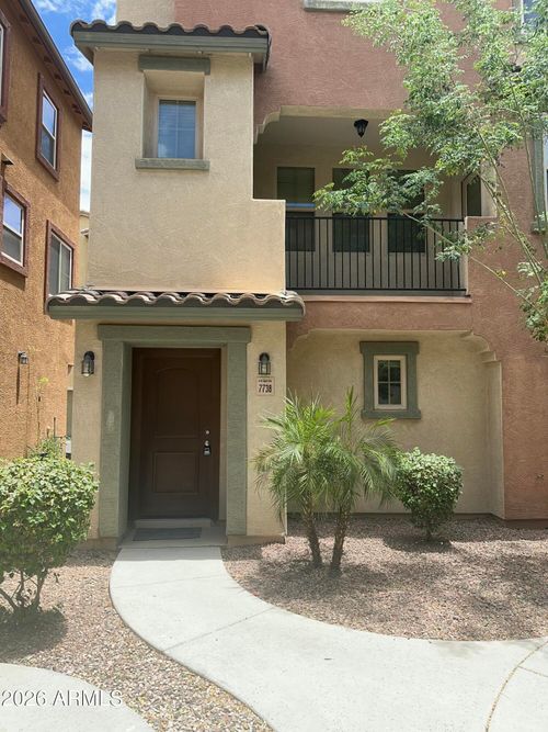 7738 W Pipestone Pl, Phoenix, AZ, 85035-5097 | Card Image