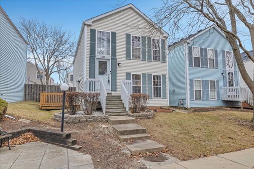 823 Symphony Dr, Aurora, IL, 60504-5554 | Card Image