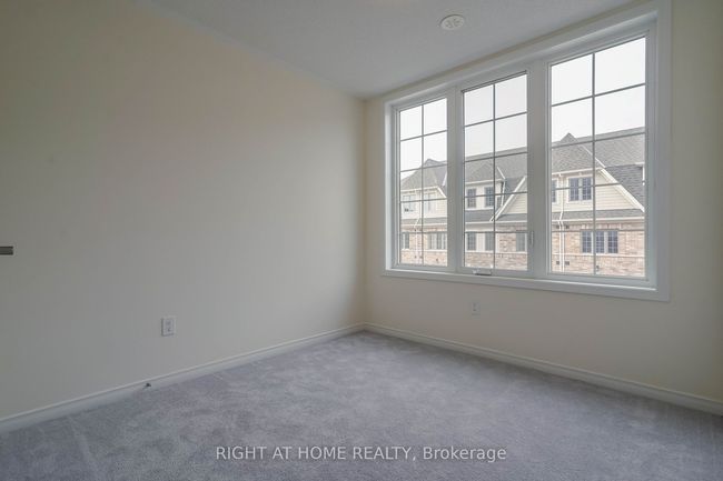 2559 Mojave Path, Condo with 5 bedrooms, 3 bathrooms and 2 parking in Oshawa ON | Image 6