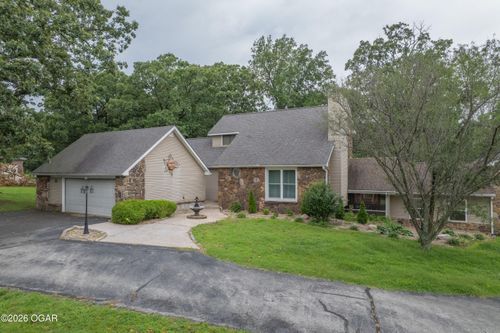 5112 Butterfield Dr, Loma Linda, MO, 64804-8945 | Card Image