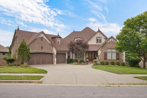 5909 S Brightwater Trl, Springfield, MO, 65810-2527 | Card Image