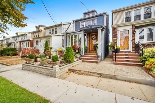 135-29 94th St, Ozone Park, NY, 11417-2809 | Card Image