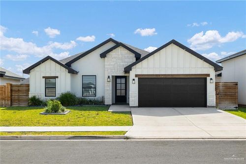 3600 S Peak Rd, Edinburg, TX, 78542-7825 | Card Image