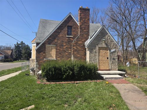 9103 Manor St, Detroit, MI, 48204-2616 | Card Image