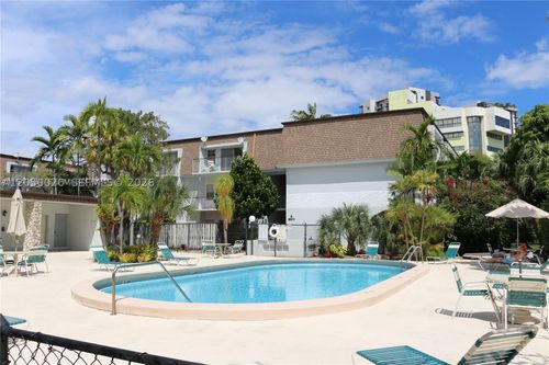 306a-9611 Sw 77th Ave, Miami, FL, 33156-2755 | Card Image
