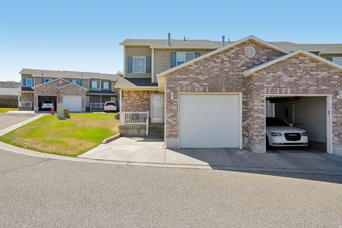 32-4827 1800, Roy, UT, 84067-3670 | Card Image