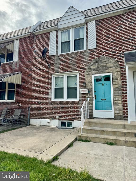 Westley Dr, Clifton Heights, PA 19018