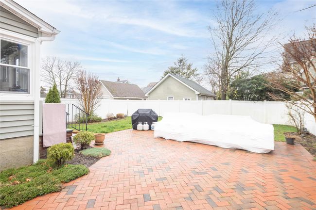 2828 Woods Ave, House other with 2 bedrooms, 1 bathrooms and null parking in Oceanside NY | Image 17