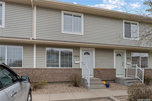 2804 Cranbourn Cres, Regina, SK, S4V3C1 | Card Image