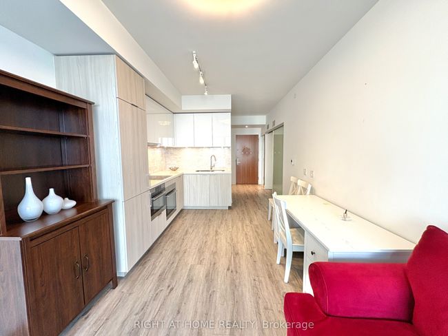 715 - 15 Queens Quay E, Condo with 2 bedrooms, 2 bathrooms and null parking in Toronto ON | Image 14