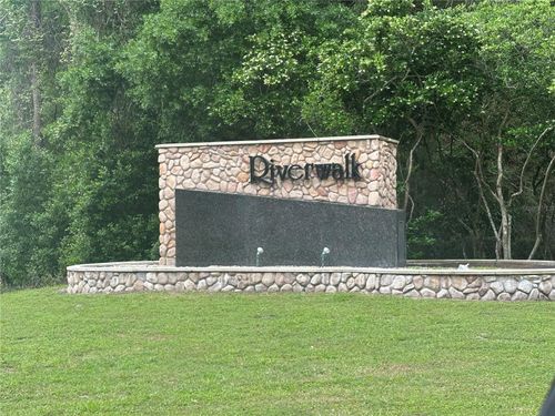 9260 Emily Dr, Fanning Springs, FL, 32693-7791 | Card Image