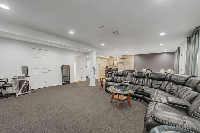 17964 Upland Dr, Townhouse with 3 bedrooms, 4 bathrooms and 2 parking in Tinley Park IL | Image 18