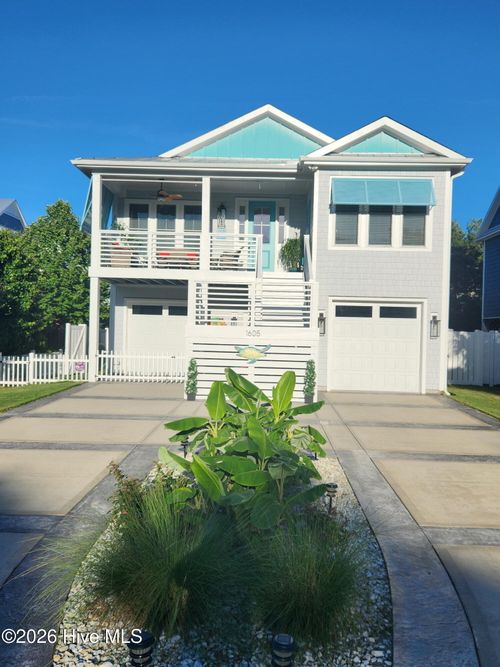 1605 Spot Ln, Carolina Beach, NC, 28428-5608 | Card Image