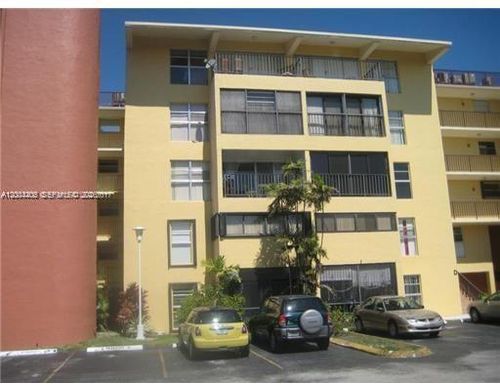 305-8775 Park Blvd, Miami, FL, 33172-5708 | Card Image