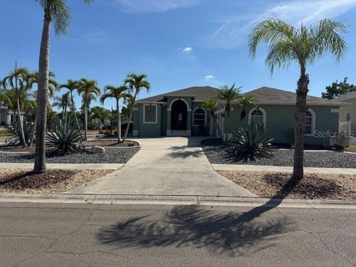 802 Bunker View Dr, Apollo Beach, FL, 33572-2808 | Card Image