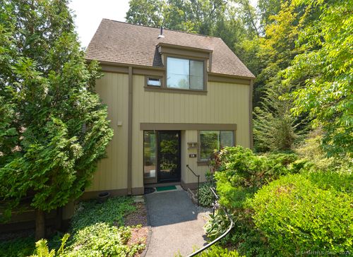 b-51 Heritage Vlg, Southbury, CT, 06488 | Card Image