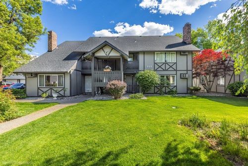 202 E Weil Ave, Spokane, WA, 99208 | Card Image