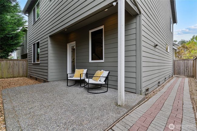 Backyard Patio | Image 28
