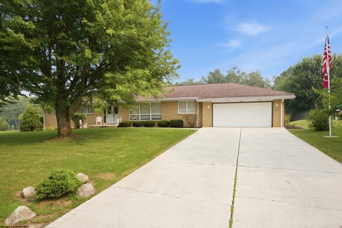 267 Morning View Ln, Bridgeport, WV, 26330-7661 | Card Image
