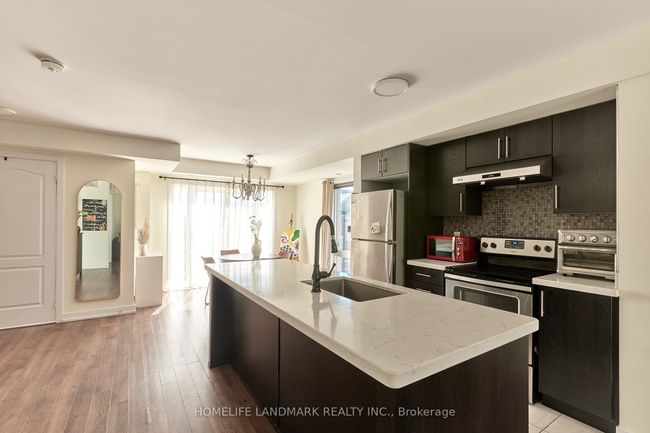 1102 - 65 Lindcrest Manor, Condo with 3 bedrooms, 3 bathrooms and 2 parking in Markham ON | Image 10