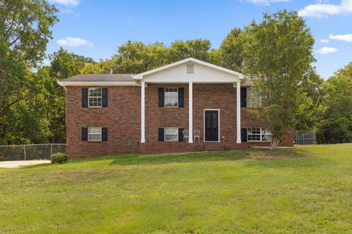 713 Lee Dr, Ringgold, GA, 30736-5545 | Card Image